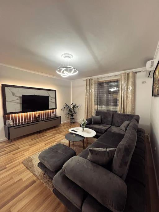 Art'S Apartment ティラナ エクステリア 写真