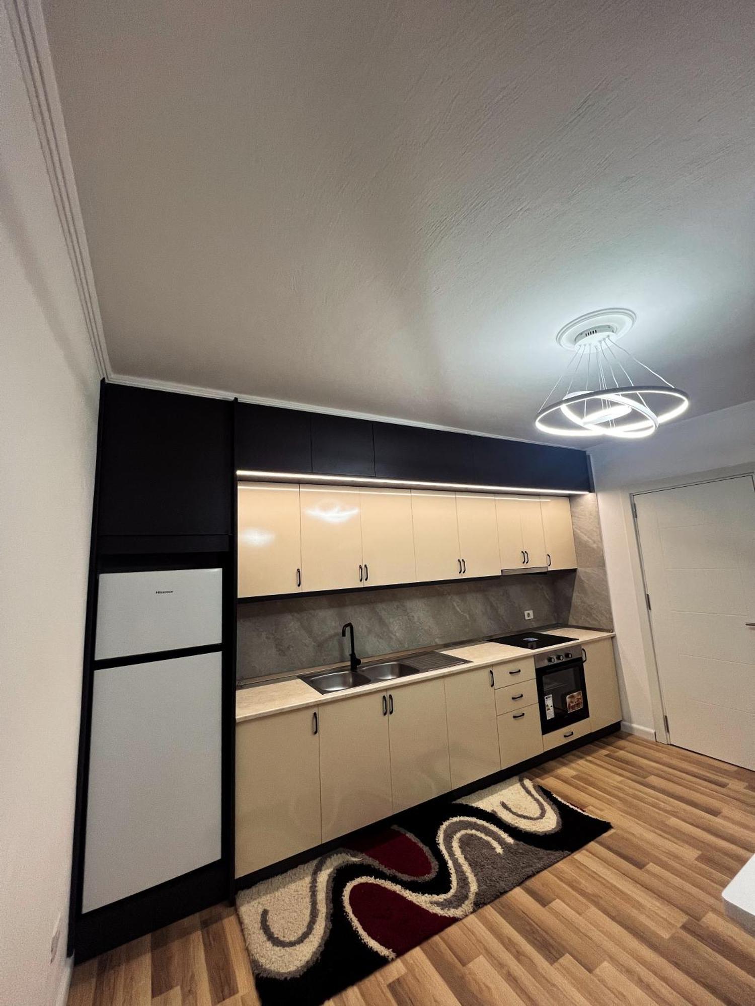 Art'S Apartment ティラナ エクステリア 写真